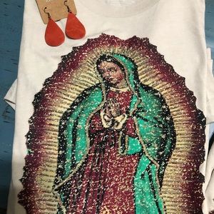 Angel De Guadalupe tee with earrings BRAND NEW